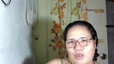 Snapshot of hottycrissy4u chatting on May 12, 2026, 7:16 am hottycrissy4u online show from May 12, 2026, 7:16 am