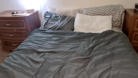 Snapshot of hotwetfreak chatting on January 15, 2025, 3:11 am Lili Vixen online show from January 15, 2025, 3:11 am