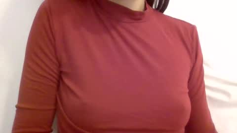 Hotwixx online show from December 27, 2024, 5:37 pm