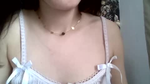 Hotwixx online show from March 6, 2025, 1:24 pm