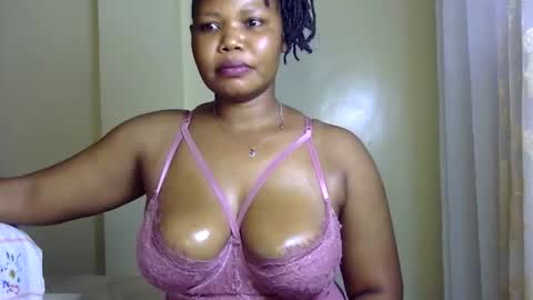 hotysquiter433224 online show from November 24, 2025, 9:42 am