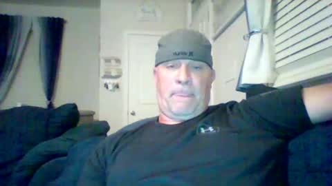 hotyummycock69 online show from November 9, 2025, 1:26 am