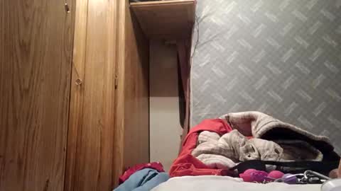 houndmefromhell online show from January 13, 2025, 3:34 am