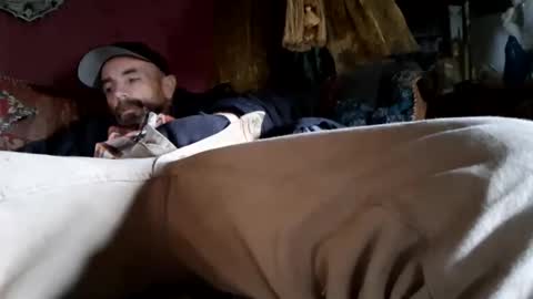 houndmefromhell online show from November 17, 2025, 7:41 pm