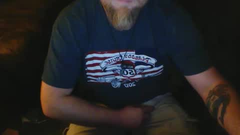 Snapshot of houstonj18853 chatting on November 17, 2025, 1:11 am Captainbow online show from November 17, 2025, 1:11 am