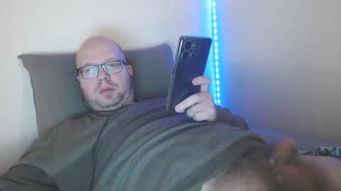 Snapshot of hoyboydkk chatting on February 2, 2026, 4:33 am Christian online show from February 2, 2026, 4:33 am