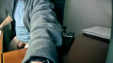 Snapshot of hpeter111 chatting on March 6, 2025, 8:37 pm Peter online show from March 6, 2025, 8:37 pm