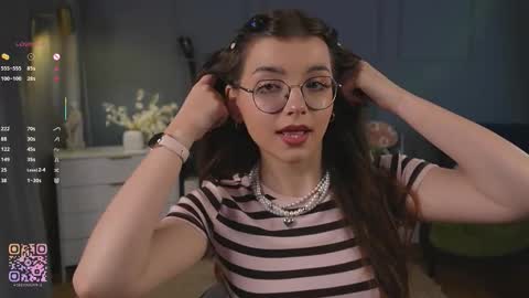 Diane online show from October 13, 2025, 7:58 pm