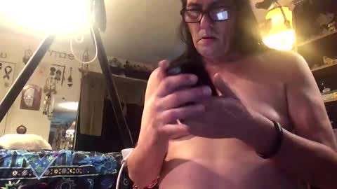 Snapshot of hubertcomberdale chatting on March 18, 2026, 7:50 pm Hubert Cumberdale online show from March 18, 2026, 7:50 pm