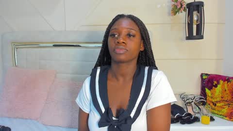 Snapshot of huddah_cam chatting on January 31, 2025, 5:32 pm huddah online show from January 31, 2025, 5:32 pm