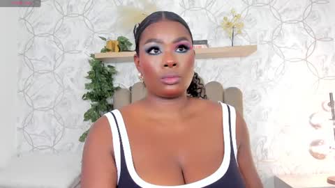 Snapshot of huge_boobs_ebony chatting on June 21, 2026, 7:16 pm huge boobs ebony online show from June 21, 2026, 7:16 pm