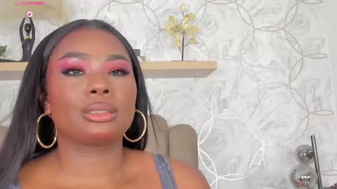 Snapshot of huge_boobs_ebony chatting on June 25, 2026, 8:02 pm huge boobs ebony online show from June 25, 2026, 8:02 pm