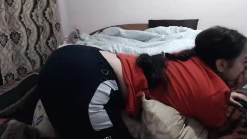 hugeassdevil online show from October 21, 2025, 10:38 am