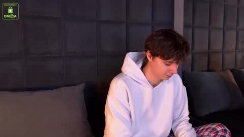 ANTHONY online show from November 21, 2025, 4:22 am