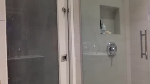 HugeBlast online show from February 28, 2026, 12:33 am