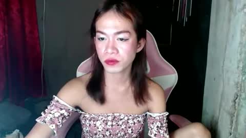 Snapshot of hugecockanna chatting on January 6, 2025, 4:55 pm hugecockanna online show from January 6, 2025, 4:55 pm