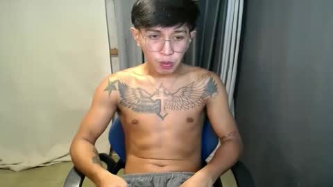 hugecockchristian online show from September 21, 2025, 10:28 am