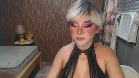 Snapshot of hugecockchristine chatting on March 7, 2026, 6:32 am Christine online show from March 7, 2026, 6:32 am