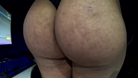 Snapshot of hugo_brazil chatting on October 10, 2025, 4:22 am hugo_brazil online show from October 10, 2025, 4:22 am