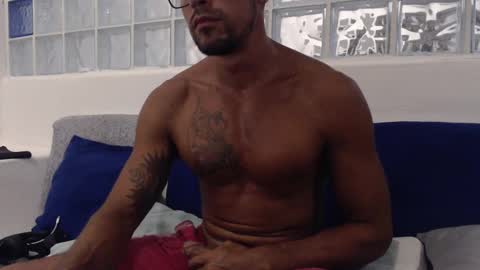 Colombian Milkman online show from February 27, 2025, 7:55 am