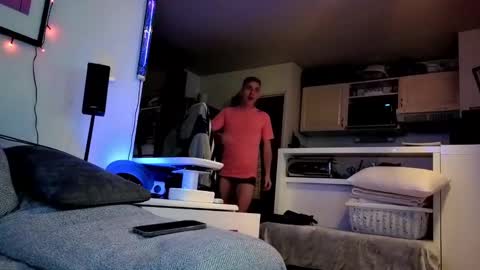 Hugo online show from January 2, 2025, 9:28 pm