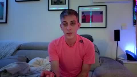 Hugo online show from January 19, 2025, 8:19 pm