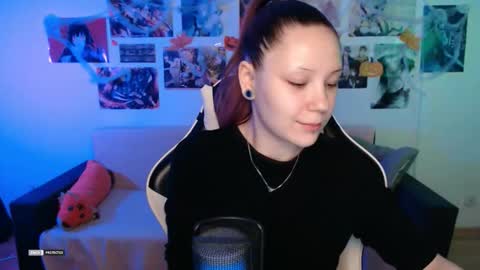 Snapshot of hugomin chatting on November 21, 2025, 11:31 am HugoMin online show from November 21, 2025, 11:31 am