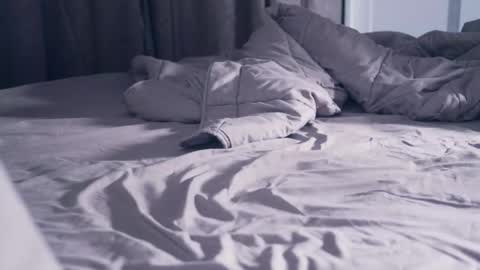 Snapshot of hugyhuge chatting on January 14, 2026, 6:30 am hugyhuge online show from January 14, 2026, 6:30 am