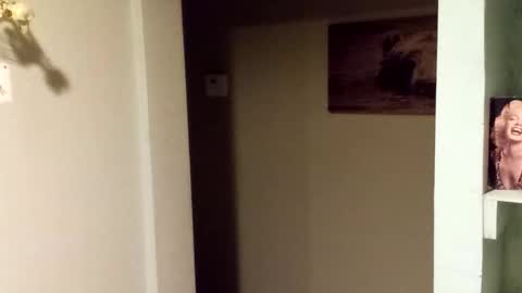 huidos2006 online show from January 14, 2026, 1:00 am