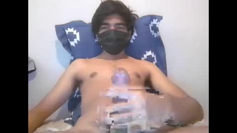 Snapshot of hulkyking1812000 chatting on January 13, 2026, 4:12 pm hulkyking1812000 online show from January 13, 2026, 4:12 pm