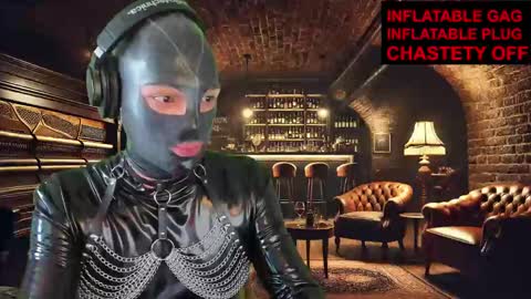 Snapshot of humandr0id chatting on January 18, 2025, 1:08 pm Humandroid online show from January 18, 2025, 1:08 pm