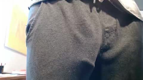 Big uncut cock dripping online show from April 10, 2026, 8:24 pm