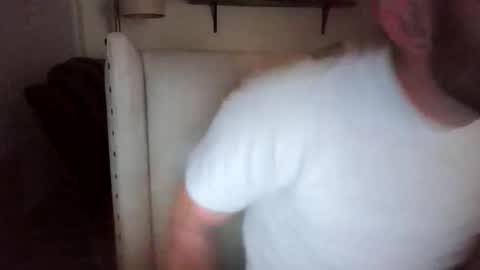 hungbistud916 online show from December 14, 2025, 7:03 am