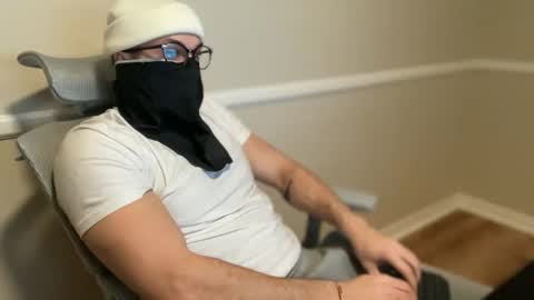 HungBWC9in online show from December 15, 2025, 3:33 am