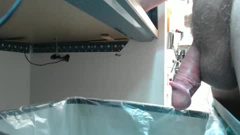 Snapshot of hungforfun8 chatting on January 1, 2025, 2:20 pm hungforfun8 online show from January 1, 2025, 2:20 pm