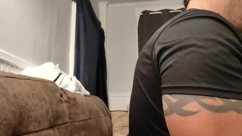 hungitalian40 online show from September 19, 2025, 6:48 am