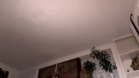 hungitalian40 online show from October 28, 2025, 7:45 am