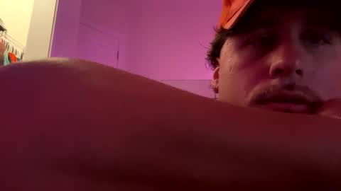 Snapshot of hungkingg22 chatting on March 6, 2025, 9:47 am hungkingg22 online show from March 6, 2025, 9:47 am