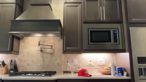 Snapshot of hungkingg22 chatting on January 10, 2026, 5:58 pm hungkingg22 online show from January 10, 2026, 5:58 pm