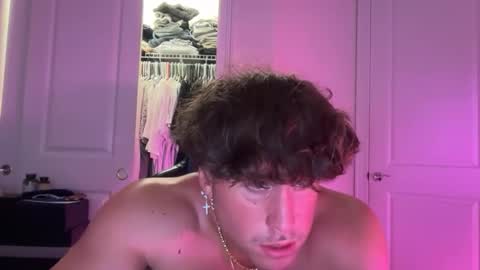 Snapshot of hungkingg22 chatting on February 14, 2026, 5:10 pm hungkingg22 online show from February 14, 2026, 5:10 pm