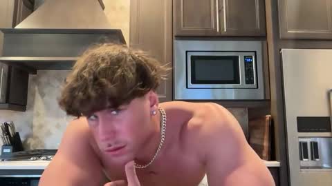 Snapshot of hungkingg22 chatting on February 15, 2026, 4:58 pm hungkingg22 online show from February 15, 2026, 4:58 pm