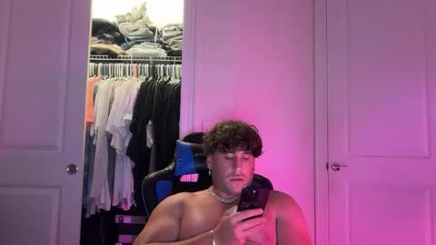 Snapshot of hungkingg22 chatting on February 16, 2026, 9:11 pm hungkingg22 online show from February 16, 2026, 9:11 pm