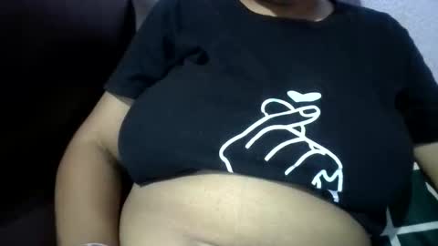 Snapshot of hungrypussy246688 chatting on May 31, 2026, 8:43 am hungrypussy246688 online show from May 31, 2026, 8:43 am