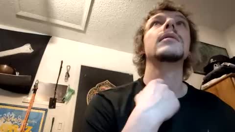 Snapshot of hungtxcock92 chatting on February 21, 2025, 5:24 am hungtxcock92 online show from February 21, 2025, 5:24 am