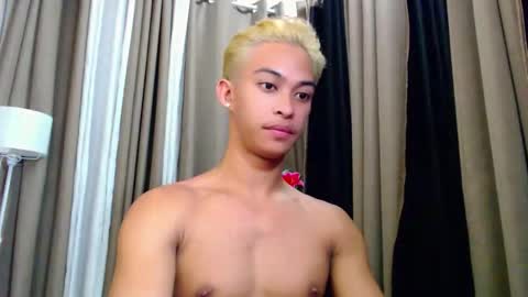 Snapshot of hunk_edward chatting on June 11, 2026, 7:06 am hunk_edward online show from June 11, 2026, 7:06 am