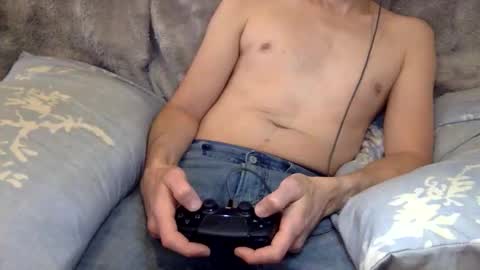 Snapshot of hunkhog chatting on March 7, 2026, 7:44 pm Hunkhog online show from March 7, 2026, 7:44 pm