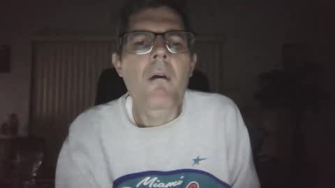hunkmasclefad458 online show from May 14, 2026, 2:51 am