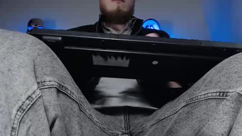 Snapshot of hunkytime chatting on March 23, 2026, 1:48 pm I AM NOT A DIRECTOR I AM THE BOSS KINGDADDYSIRSTR8ALPHAMASTER online show from March 23, 2026, 1:48 pm