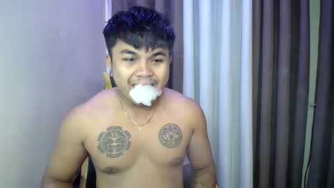 hunkyzeus online show from June 7, 2026, 1:37 pm