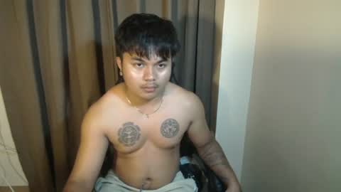 hunkyzeus online show from August 2, 2026, 2:37 pm